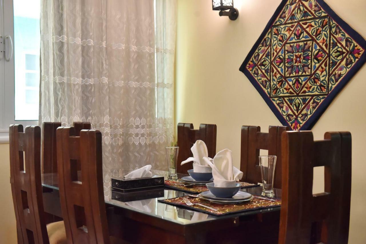 Two-Bedroom Apartment At Mohamed Farid Street Kaherah Luaran gambar