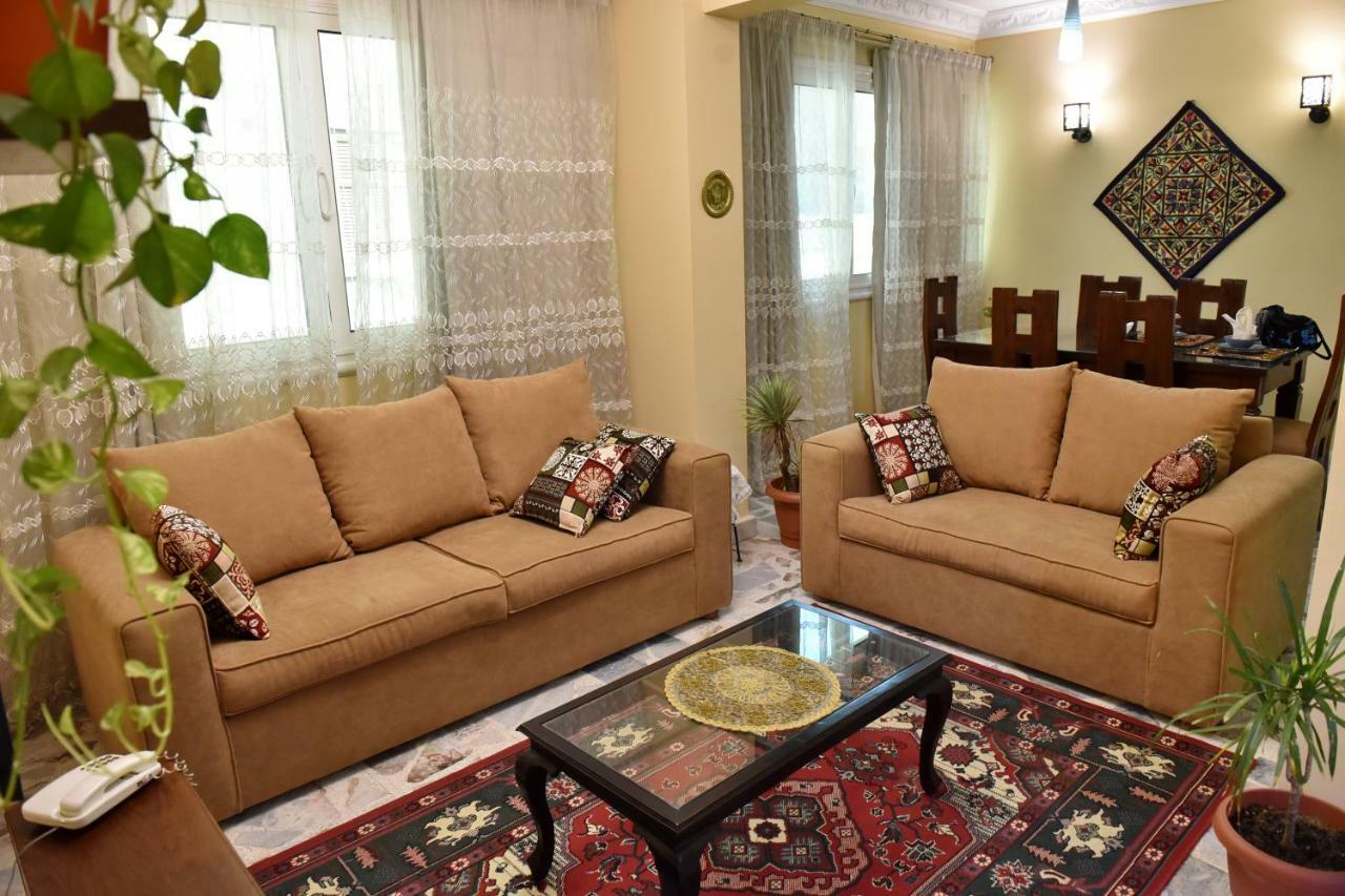 Two-Bedroom Apartment At Mohamed Farid Street Kaherah Luaran gambar
